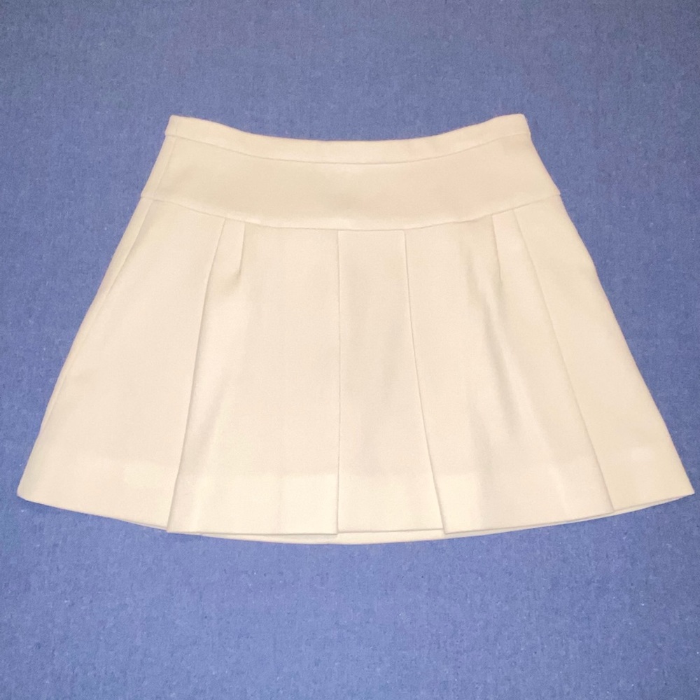 J. Crew, box pleated mini skirt, size 6, color Cream